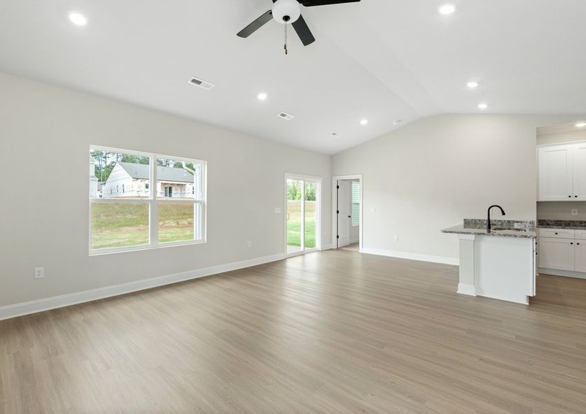 Windows let in lots of light to the living area Windows let in lots of light to the living area