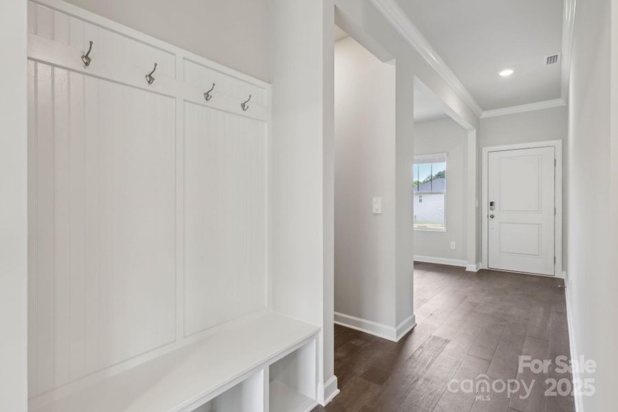 Photo is not of the actual home, but is an inspirational photo of builder’s model home and may depict options, furnishings, and/or decorator features that are not included Photo is not of the actual home, but is an inspirational photo of builder’s model home and may depict options, furnishings, and/or decorator features that are not included