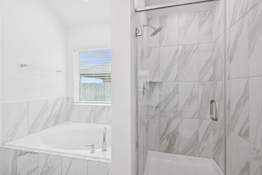 Furnished interior view inside a new home in Miller's Pond, Rosenberg (Image 6).