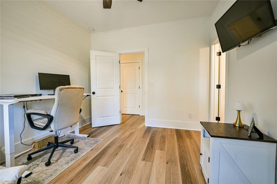 Furnished interior view inside a new home in , Monticello (Image 67).