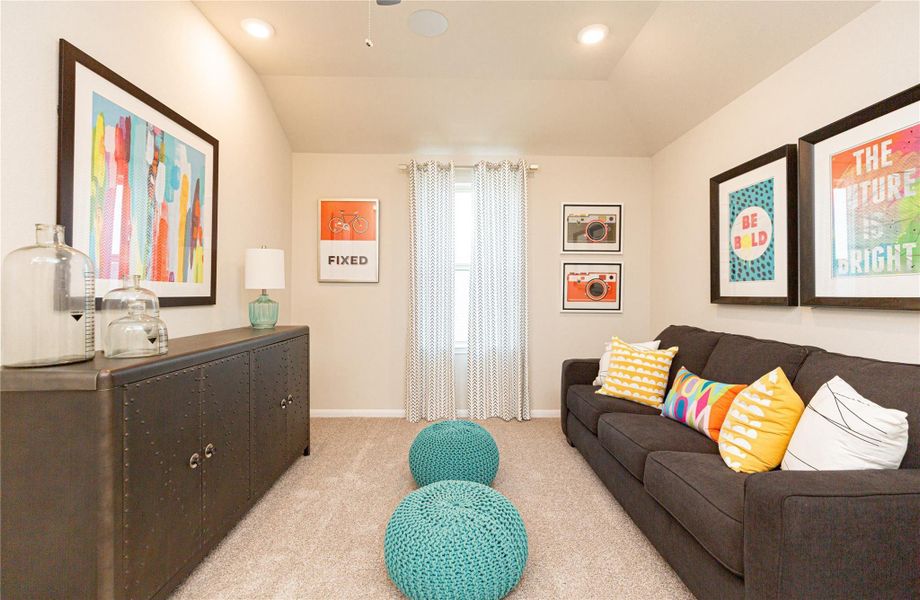 Furnished interior view inside a new home in Montgomery Ridge: Landmark Collection, Montgomery (Image 19).