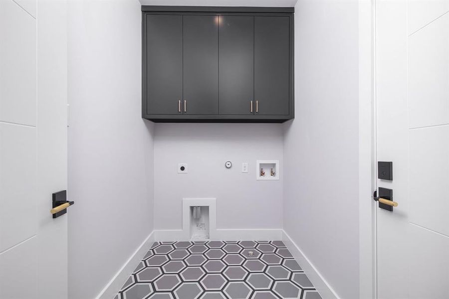 Spacious, unfurnished interior of a new home in , Dallas (Image 21).