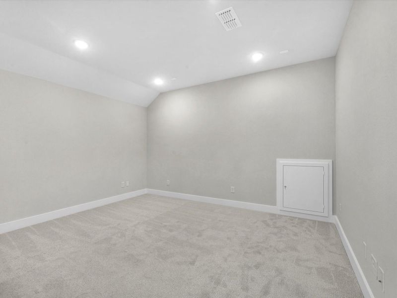 Spacious, unfurnished interior of a new home in Cross Creek Ranch 65′, Fulshear (Image 16).