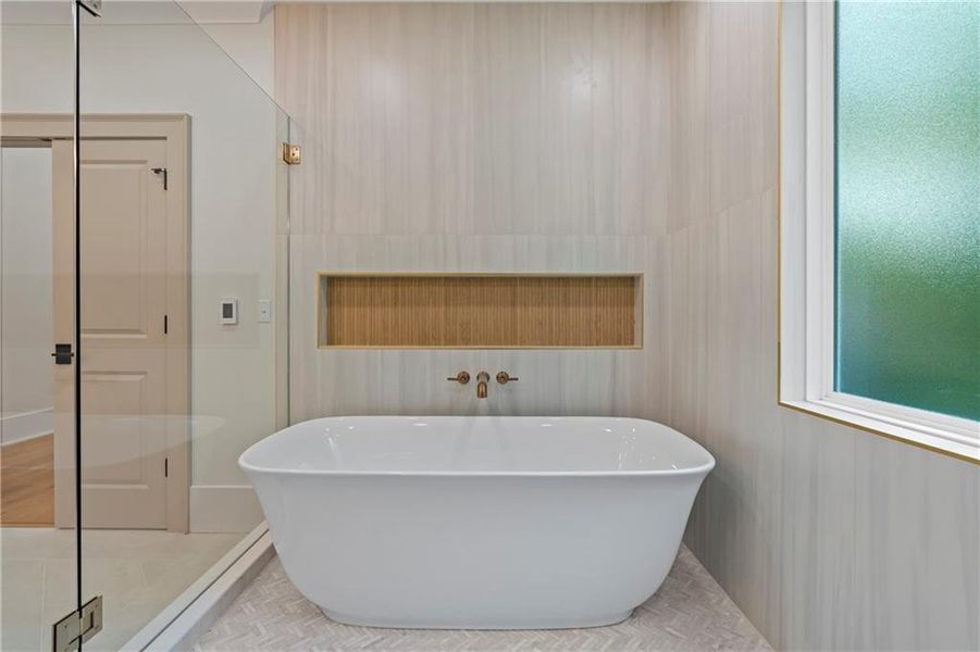 Furnished interior view inside a new home in , Lilburn (Image 46).