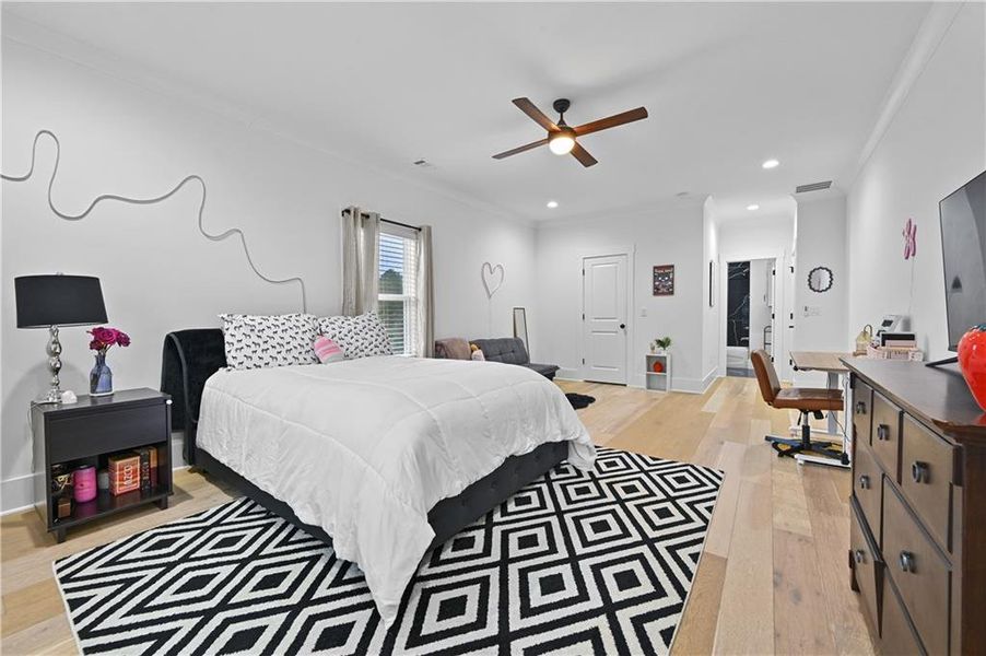 Furnished interior view inside a new home in , Buford (Image 35).