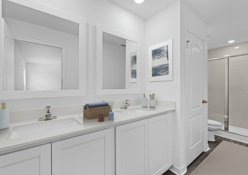 The bathroom of the master suite The bathroom of the master suite