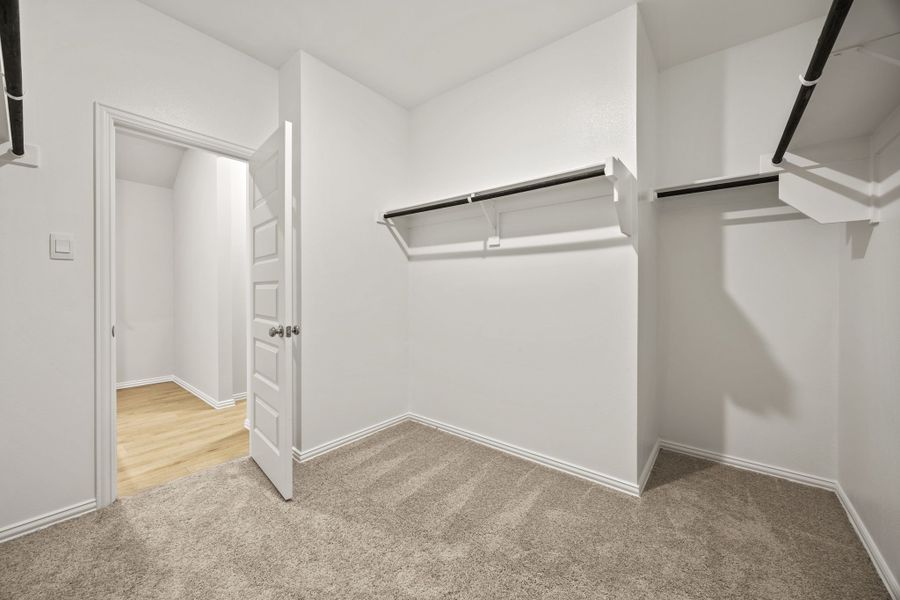 Spacious, unfurnished interior of a new home in Rolling Ridge, Van Alstyne (Image 13). Spacious, unfurnished interior of a new home in Rolling Ridge, Van Alstyne (Image 13).