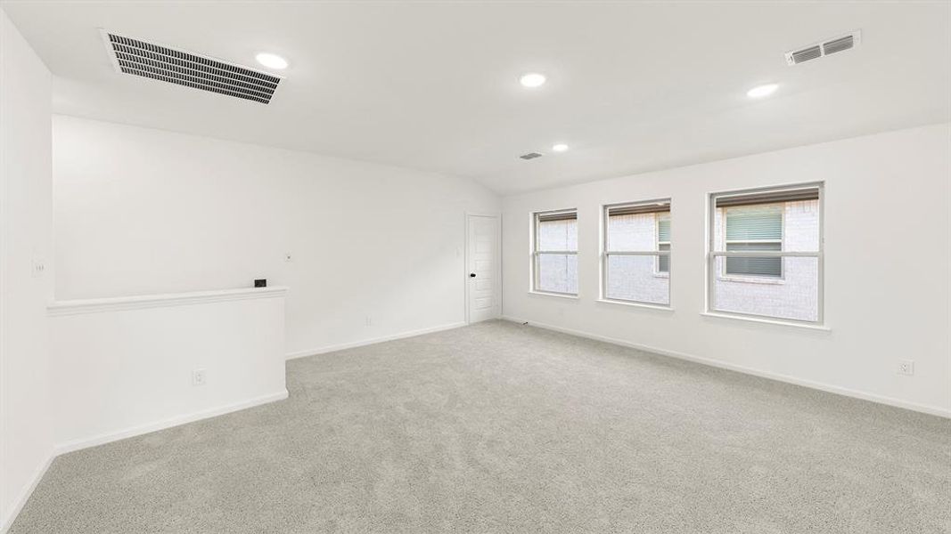 20. 2144 Sunnymede - Game