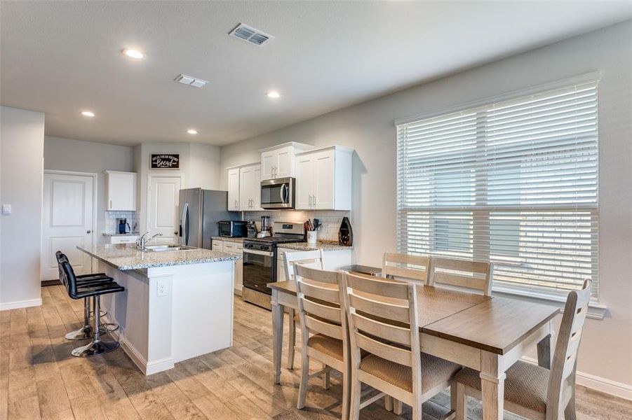 Furnished interior view inside a new home in , Fort Worth (Image 11). Furnished interior view inside a new home in , Fort Worth (Image 11).