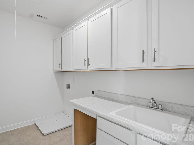 Furnished interior view inside a new home in Enclave at Belmont, Belmont (Image 22).