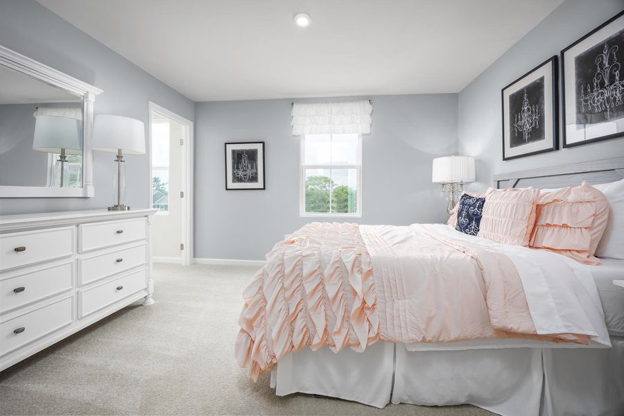 Furnished interior view inside a new home in Somerset, Santee (Image 10).