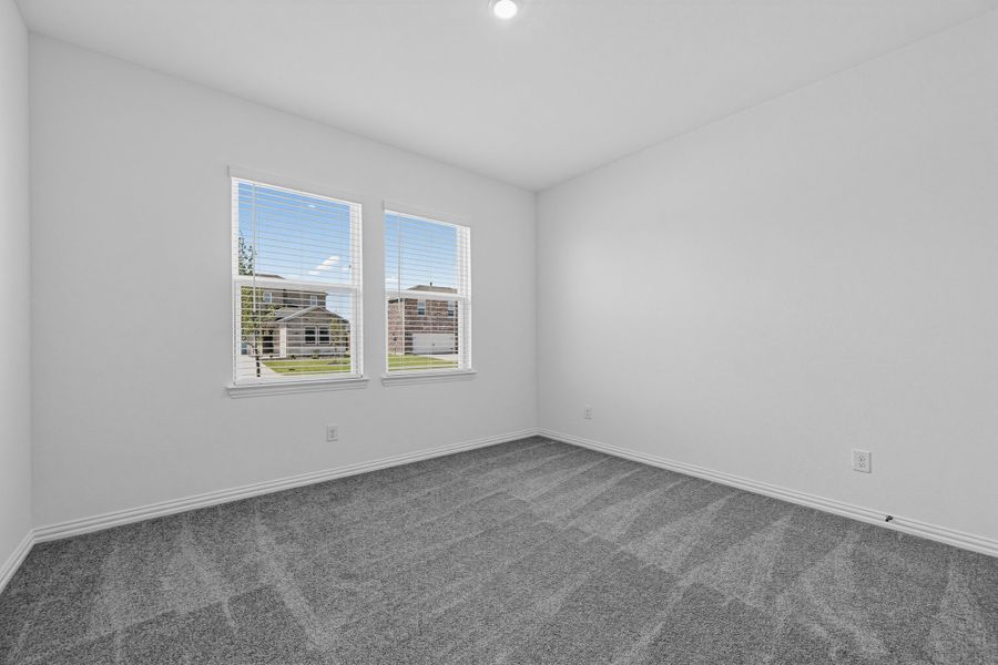 Spacious, unfurnished interior of a new home in Parks at Foster Crossing, Anna (Image 22).