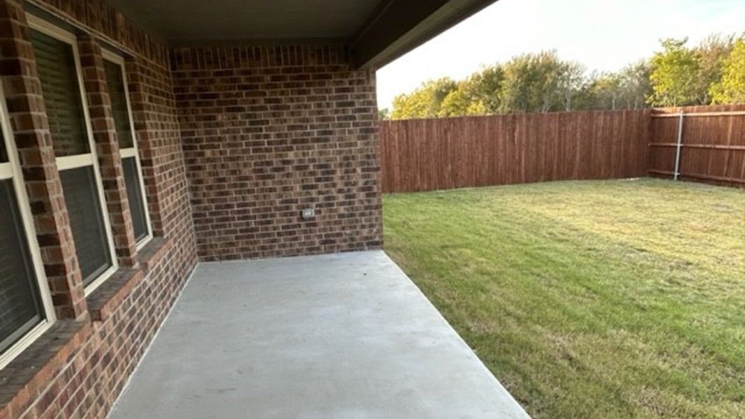 Representative exterior details of a home built from the FRISCO by D.R. Horton in Northspur, Forney (Image 3). Representative exterior details of a home built from the FRISCO by D.R. Horton in Northspur, Forney (Image 3).