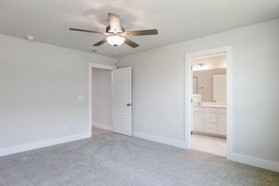 Spacious, unfurnished interior of a new home in Vaughan Farms, Angier (Image 18). Spacious, unfurnished interior of a new home in Vaughan Farms, Angier (Image 18).
