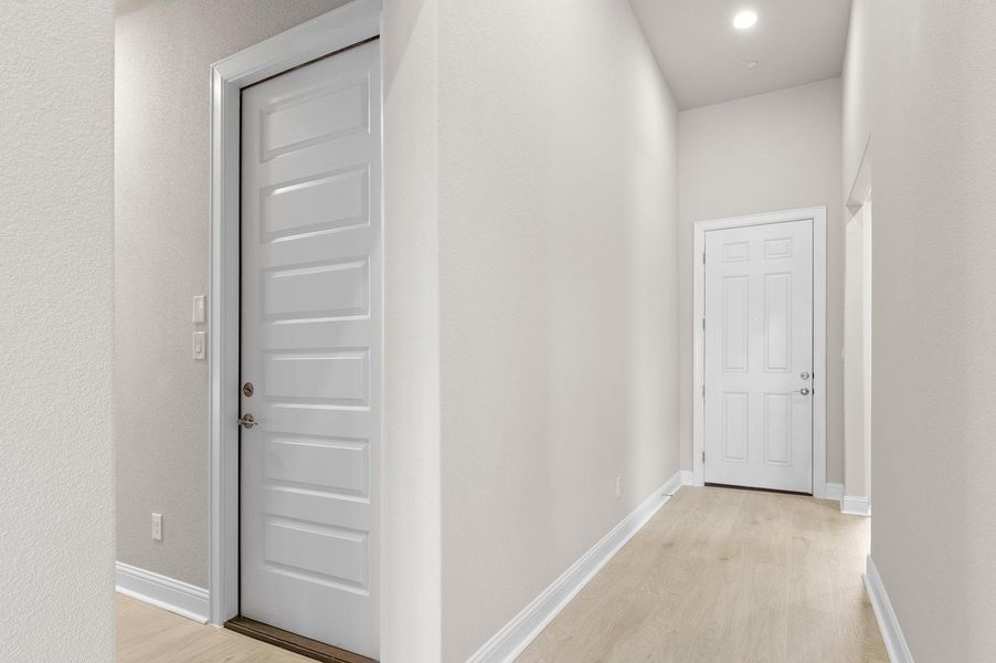 Spacious, unfurnished interior of a new home in Cross Creek, Cedar Park (Image 23).