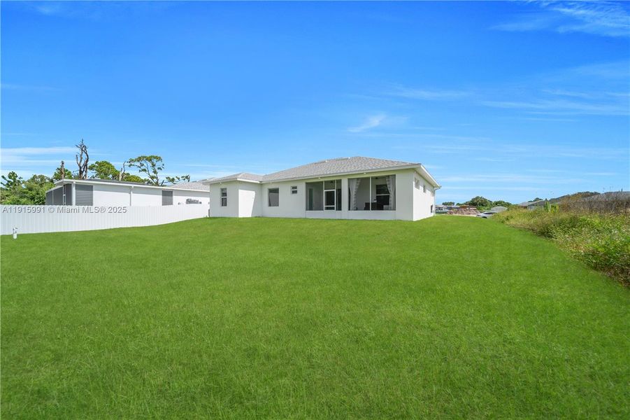 Exterior details and patio area of a home in , Lehigh Acres (Image 23).