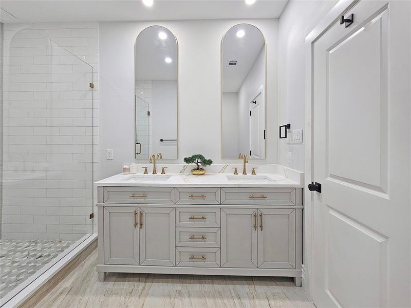 Furnished interior view inside a new home in , Kemp (Image 4).