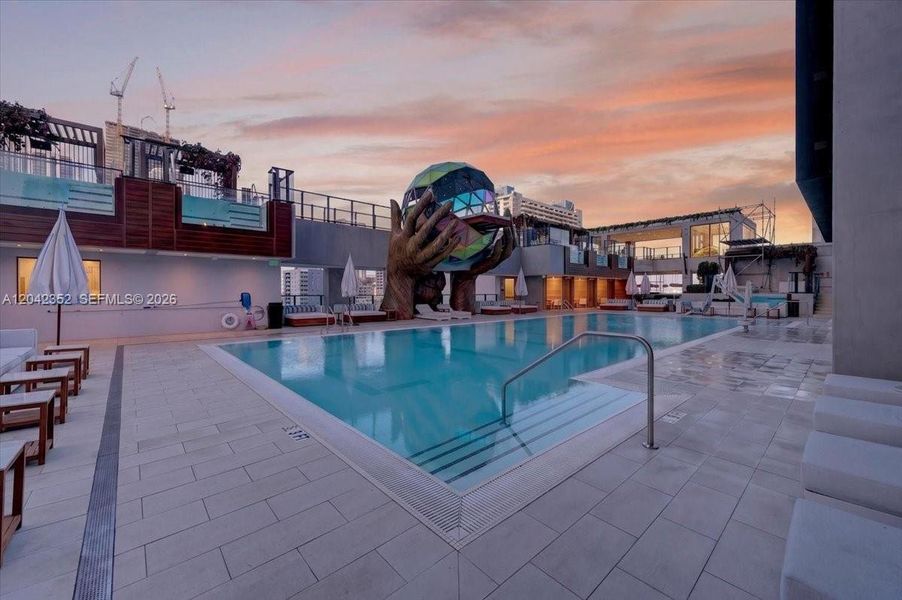 Community amenities in , Miami (Image 7).