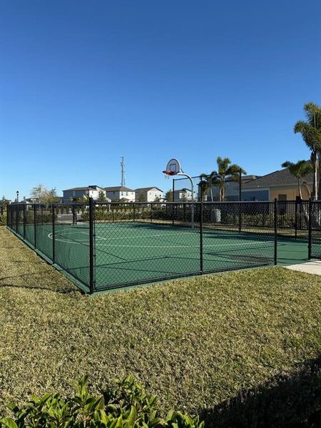 Community amenities in , Winter Garden (Image 21). Community amenities in , Winter Garden (Image 21).