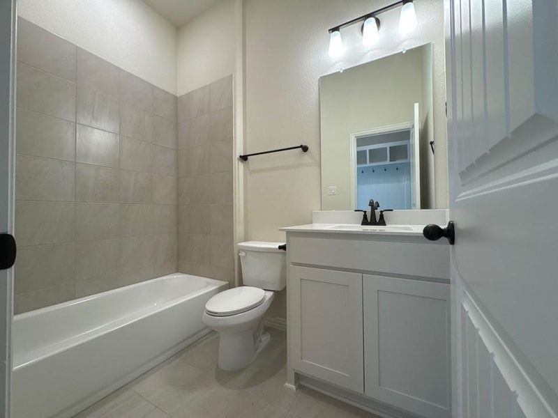 Furnished interior view inside a new home in Nash Estates, Tom Bean (Image 11). Furnished interior view inside a new home in Nash Estates, Tom Bean (Image 11).