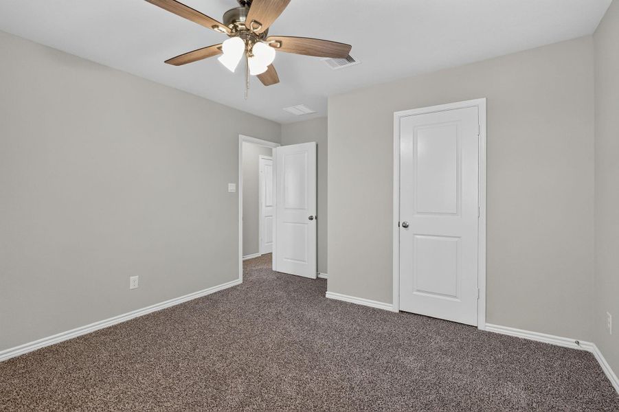 Spacious, unfurnished interior of a new home in , College Station (Image 41). Spacious, unfurnished interior of a new home in , College Station (Image 41).