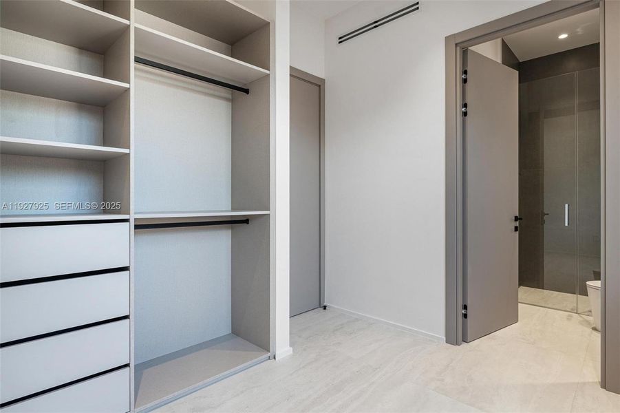 Image 51 of a home in . Image 51 of a home in .