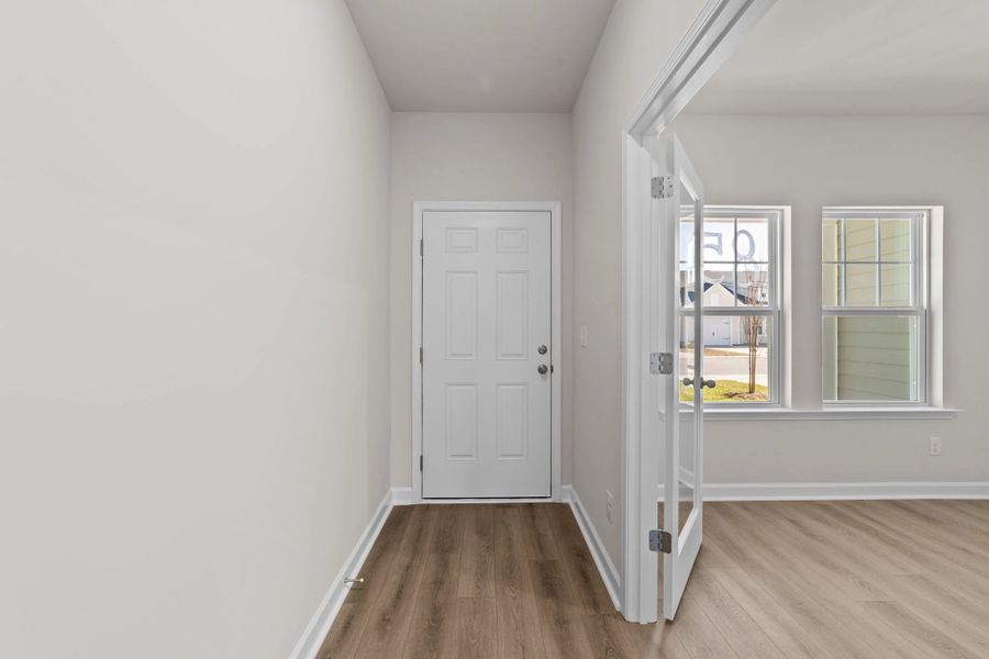 Spacious, unfurnished interior of a new home in Blue Heron Retreat, Little River (Image 14).