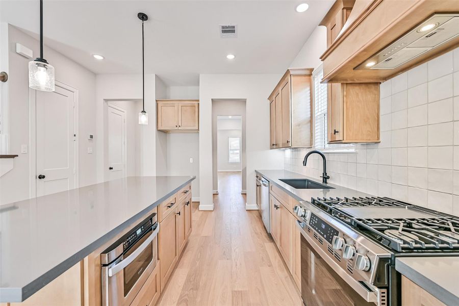 Furnished interior view inside a new home in Pearland Old Townsite, Pearland (Image 14).