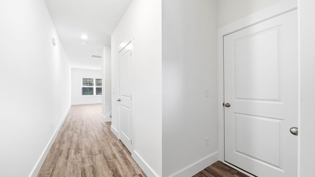 Spacious, unfurnished interior of a new home in The Arbor Townhomes, Kingsport (Image 23).