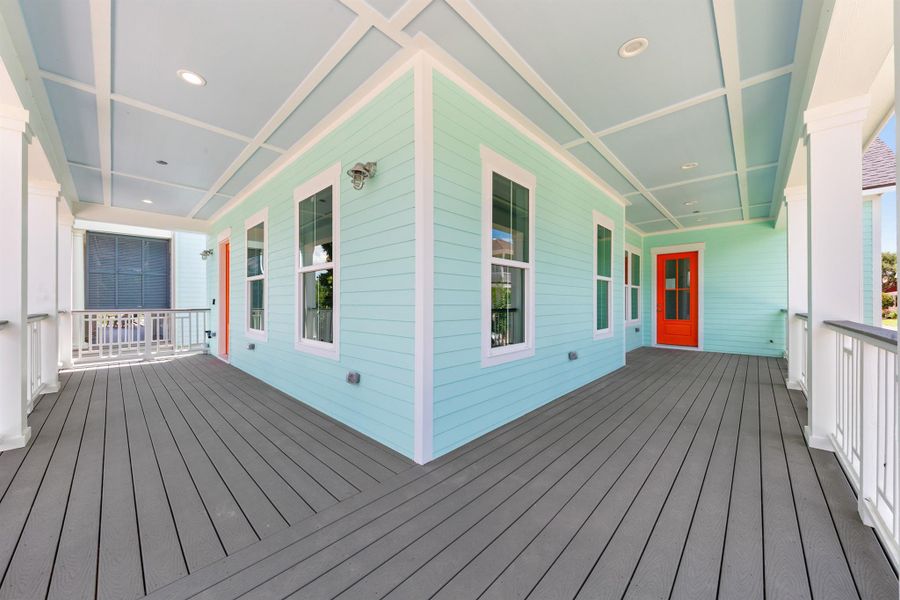 Exterior details and patio area of a home in , Galveston (Image 26).
