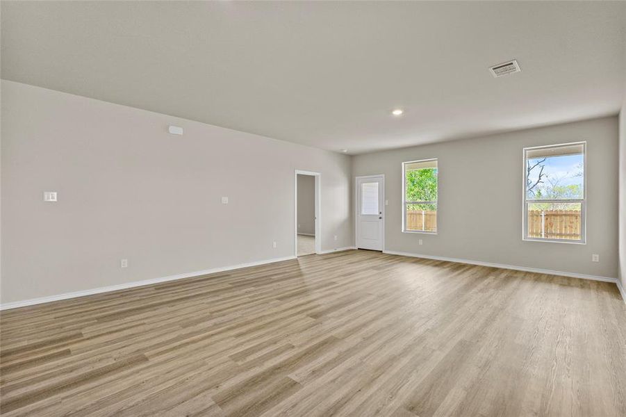 Spacious, unfurnished interior of a new home in , Cleburne (Image 24). Spacious, unfurnished interior of a new home in , Cleburne (Image 24).