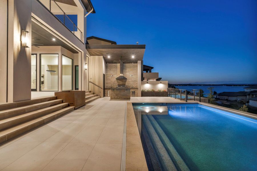 Exterior details and patio area of a home in , Horseshoe Bay (Image 18).