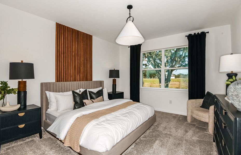 Furnished interior view inside a new home in Del Webb Stone Creek, Ocala (Image 15).