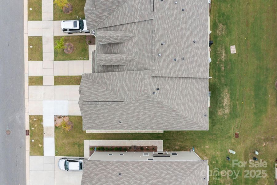 Image 28 of a home in .