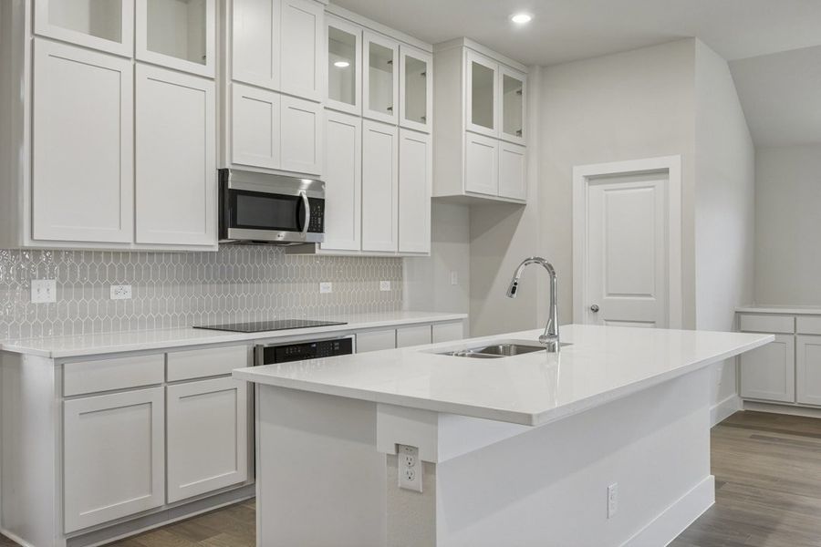 Representative furnished interior of a home built from the The Jason by Lillian Custom Homes in Hickory Hill, Sherman (Image 9).