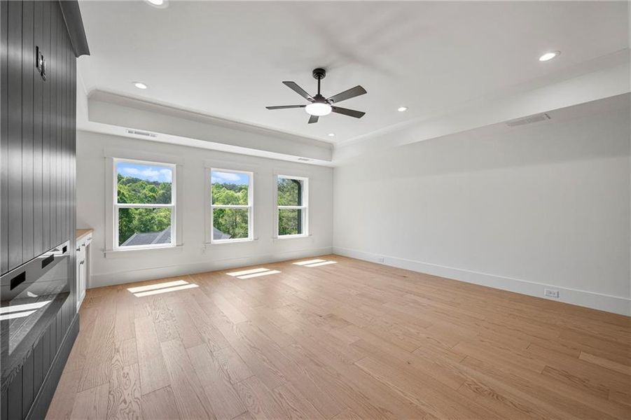 Spacious, unfurnished interior of a new home in , Lawrenceville (Image 24).