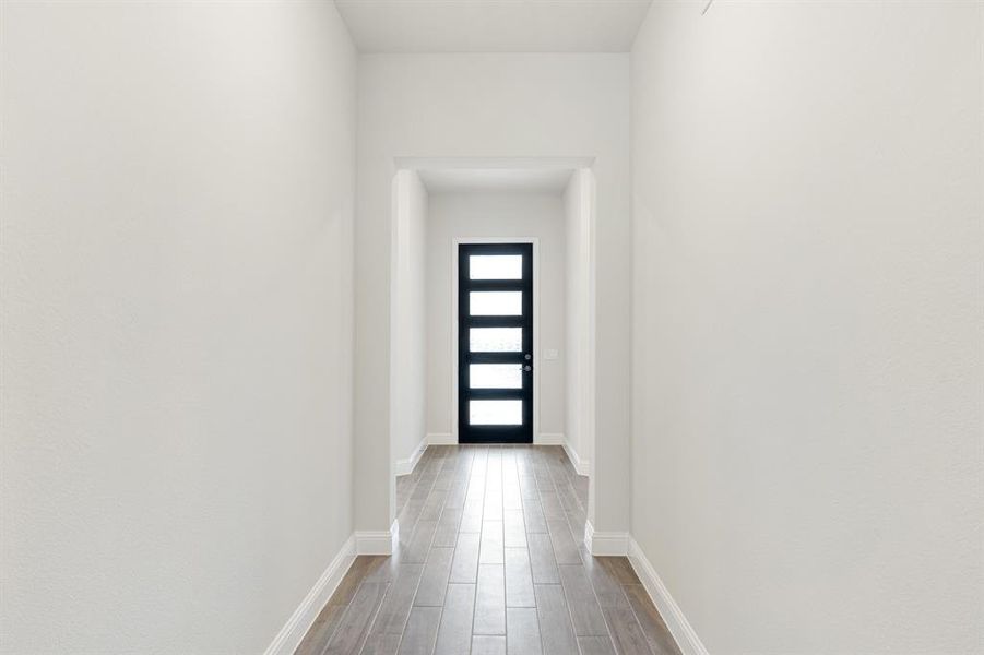 Spacious, unfurnished interior of a new home in Villages of Walnut Grove, Midlothian (Image 21).