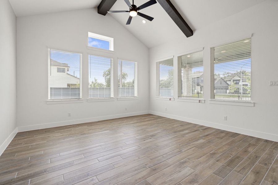 Representative unfurnished interior of a home built from the Malibu – 60′ Lot by Chesmar Homes in Fulshear Lakes, Fulshear (Image 24). Representative unfurnished interior of a home built from the Malibu – 60′ Lot by Chesmar Homes in Fulshear Lakes, Fulshear (Image 24).