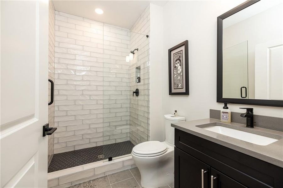 Furnished interior view inside a new home in , Atlanta (Image 7).