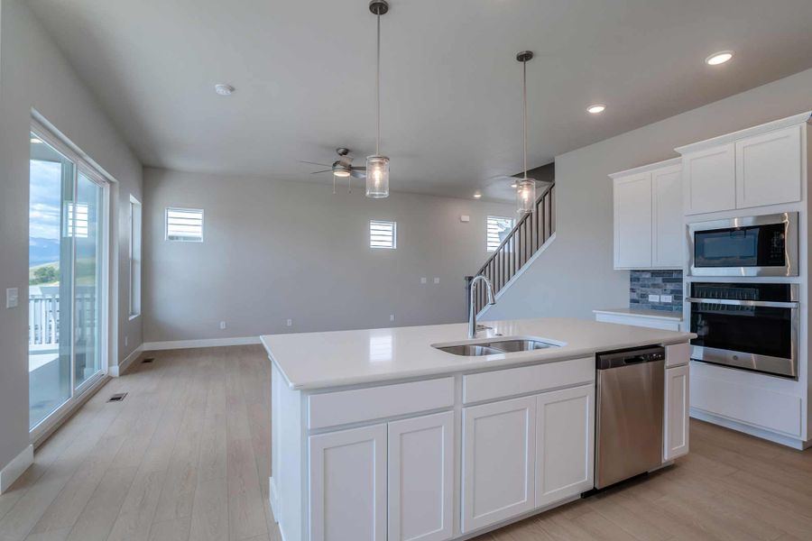 The Fairview - Kitchen