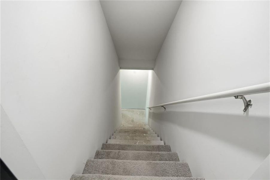 Spacious, unfurnished interior of a new home in , Newnan (Image 25).