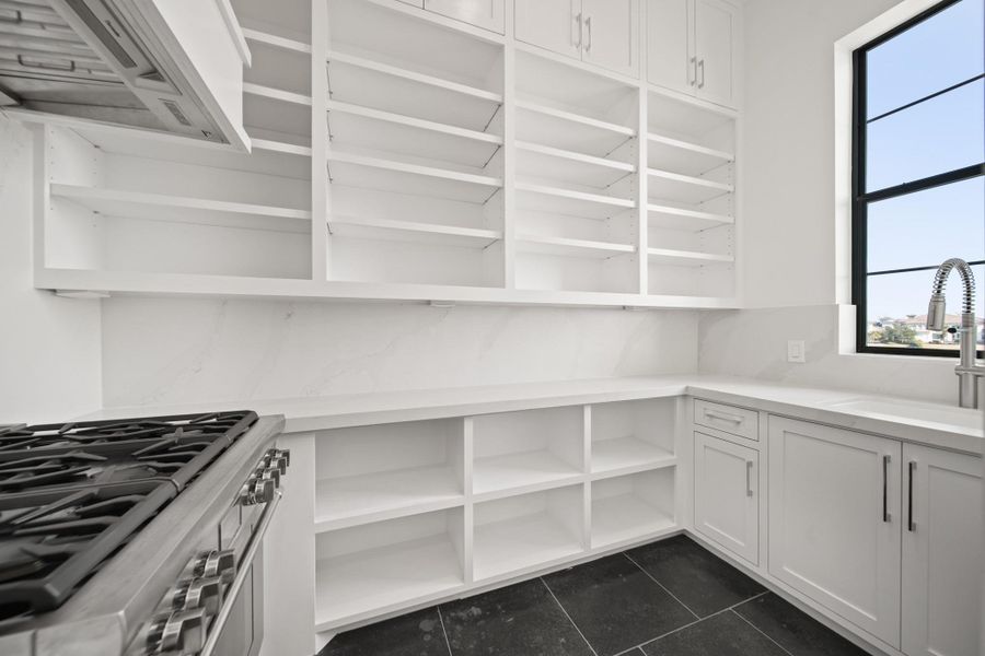 Spice kitchen