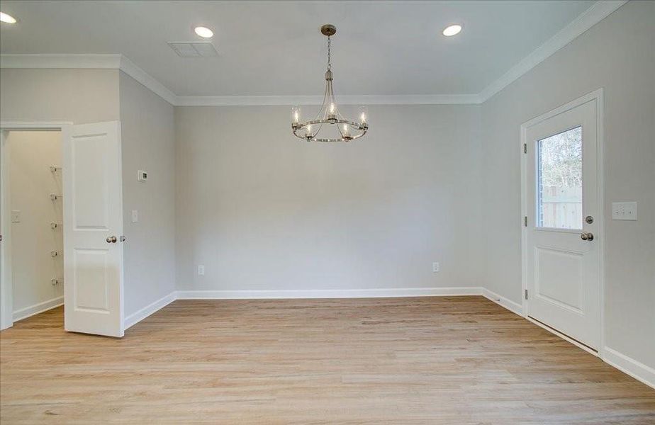 Spacious, unfurnished interior of a new home in Wildwood Place, Powder Springs (Image 18).