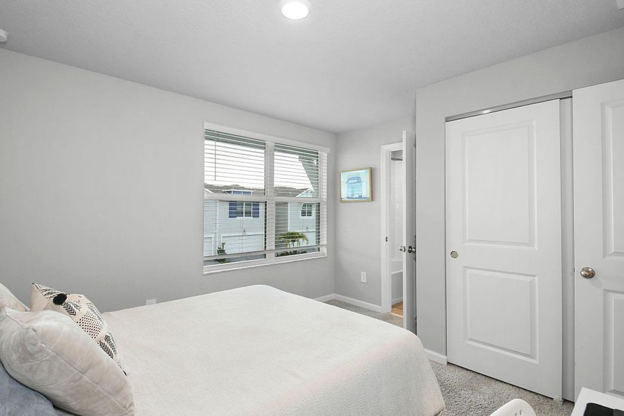 Furnished interior view inside a new home in Edgewater Pointe, Stuart (Image 26).
