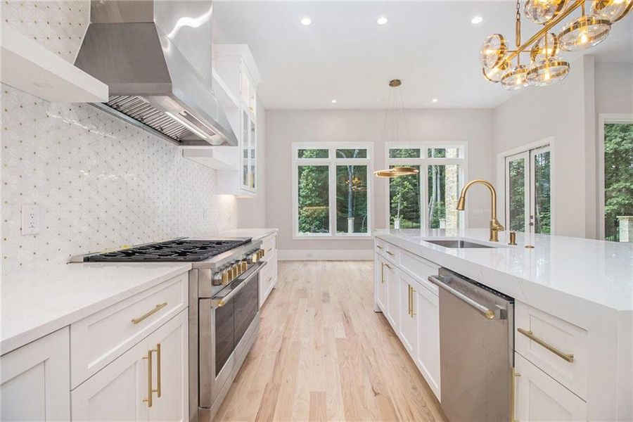 Furnished interior view inside a new home in , Alpharetta (Image 17).