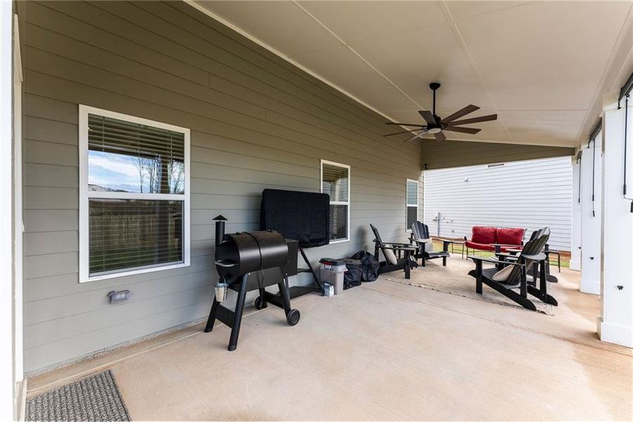 Exterior details and patio area of a home in , Gainesville (Image 4).