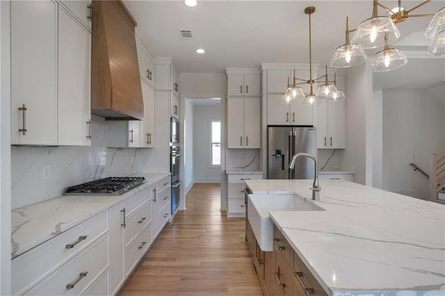 Furnished interior view inside a new home in , Bogart (Image 13).