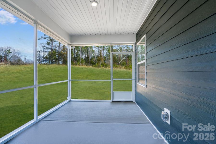 Exterior details and patio area of a home in Roselyn, Lancaster (Image 3).