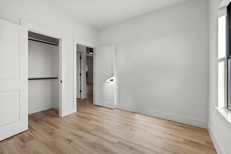 Spacious, unfurnished interior of a new home in , Needville (Image 10).