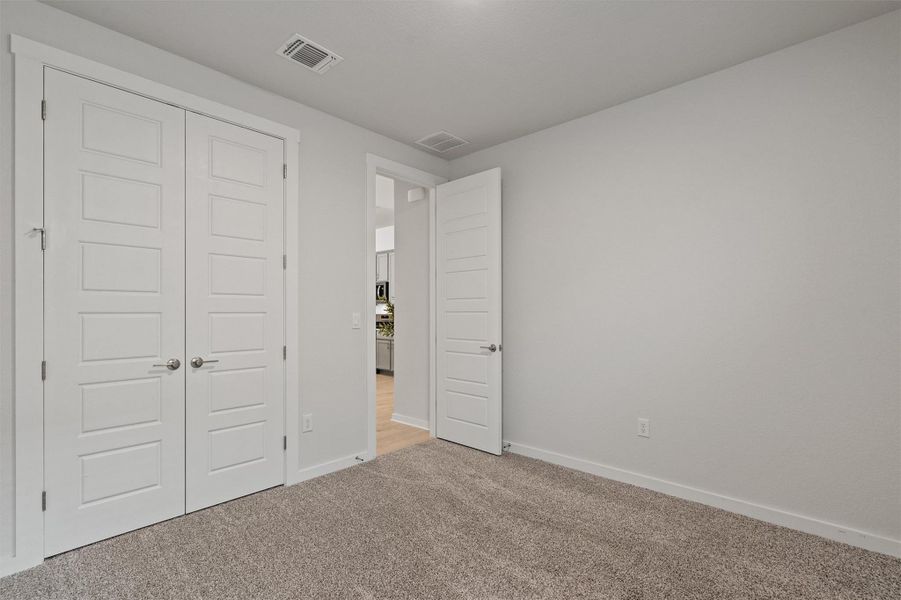Spacious, unfurnished interior of a new home in Rosenbusch Ranch, Leander (Image 22). Spacious, unfurnished interior of a new home in Rosenbusch Ranch, Leander (Image 22).